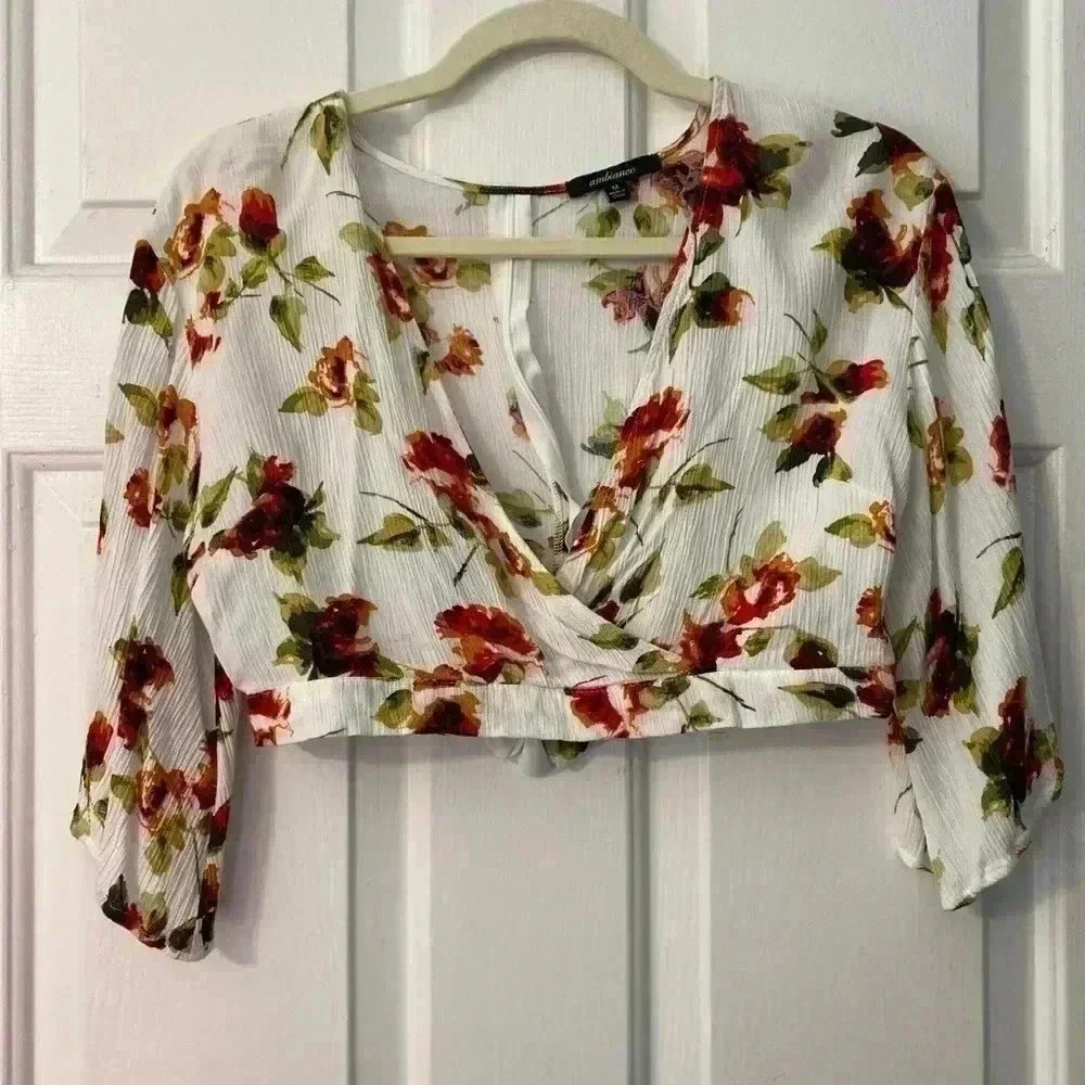 Ambiance Rayon Floral Wrap Crop‎ Top Size M